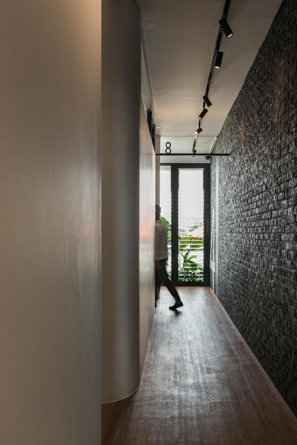Qub Rooms Semarang Buitenkant foto